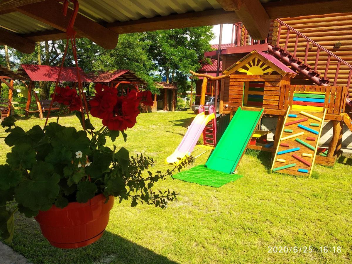 Hotel Fiesta Solotvina Exteriér fotografie